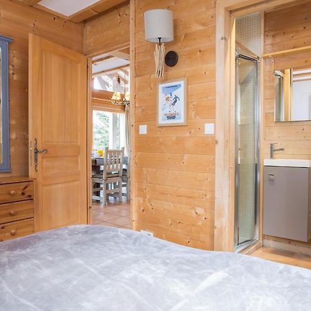 Chalet Muguet Gauche With Hot Tub Sleeps 10 Central Morzine Esterno foto
