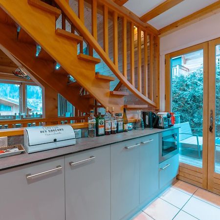 Chalet Muguet Gauche With Hot Tub Sleeps 10 Central Morzine Esterno foto