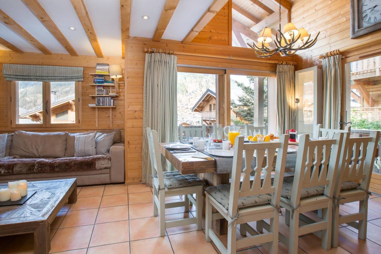 Chalet Muguet Gauche With Hot Tub Sleeps 10 Central Morzine Esterno foto