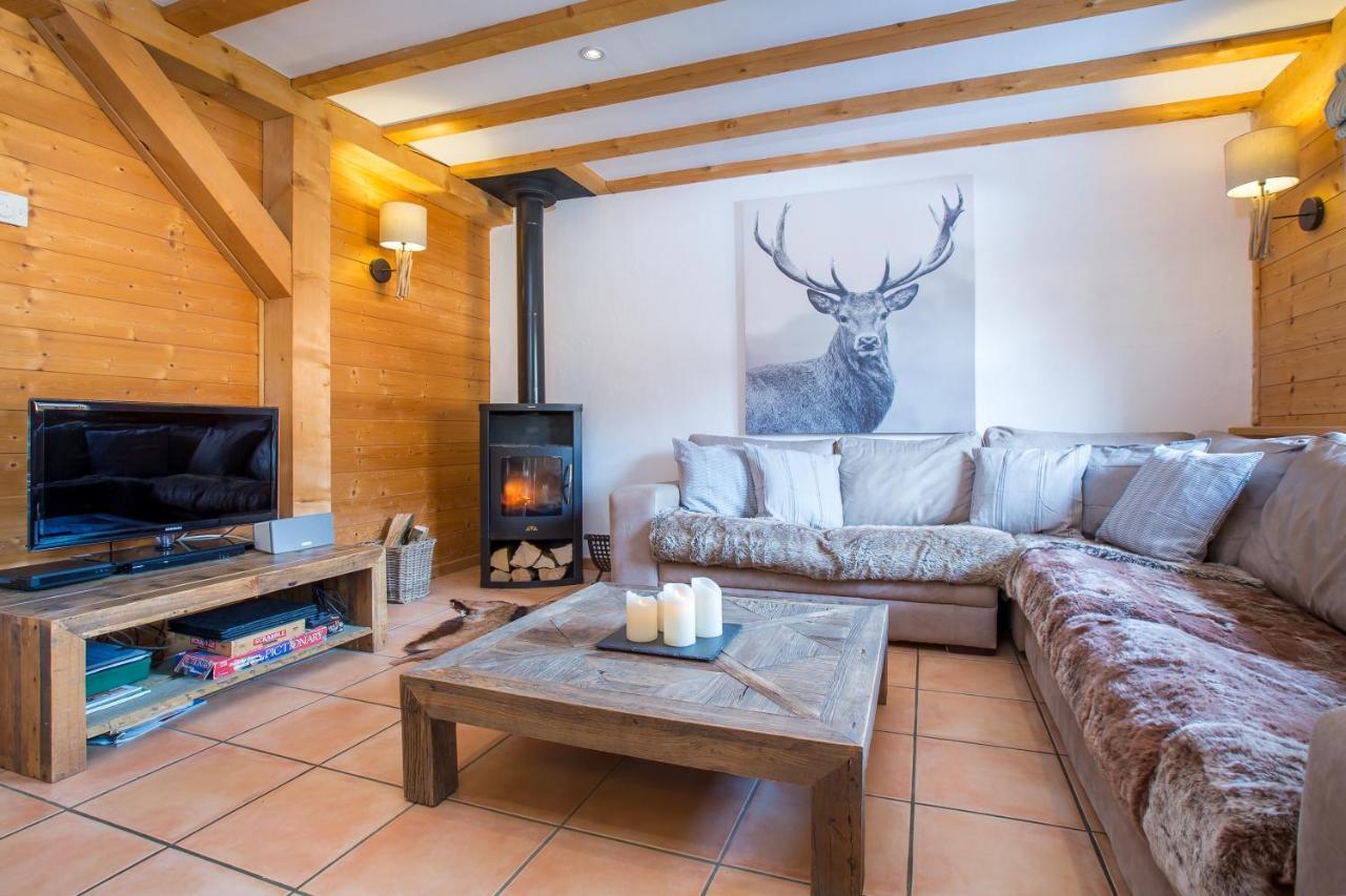 Chalet Muguet Gauche With Hot Tub Sleeps 10 Central Morzine Esterno foto